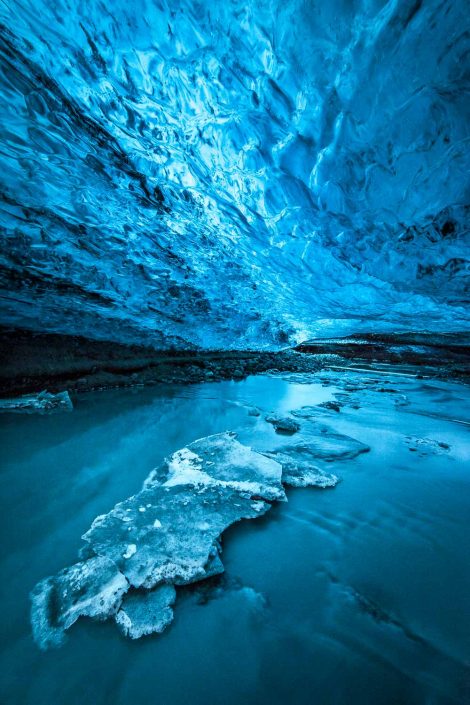 Iceland - Vatnajökull crystal cave